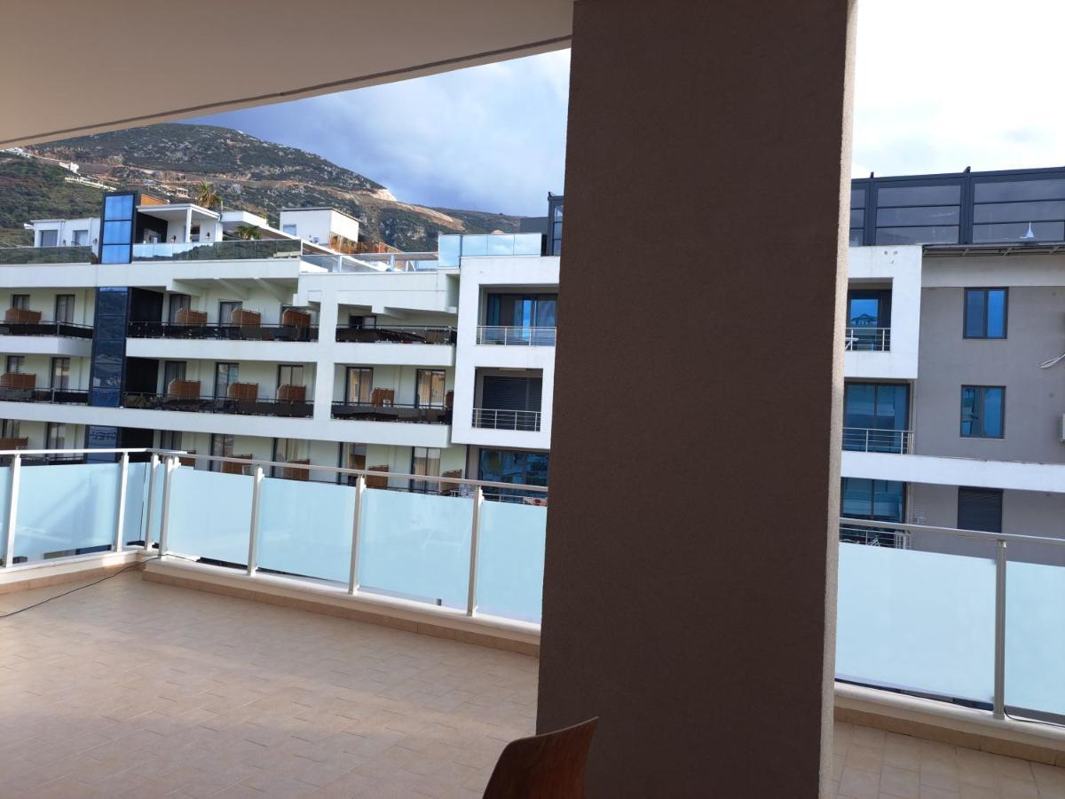 Aura Vlorë Exterior foto